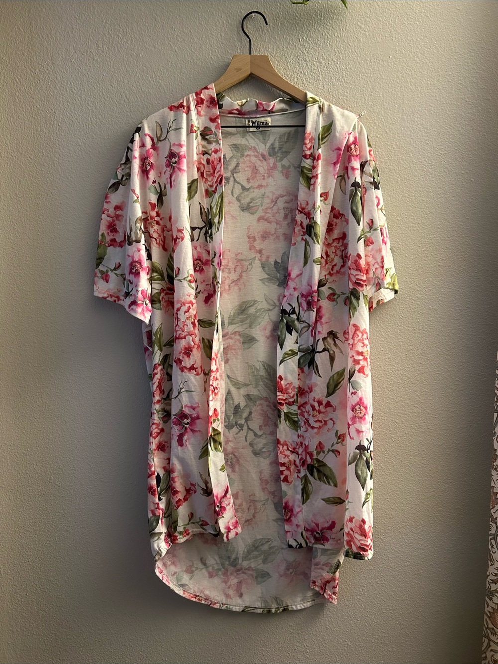 Show Me Your MuMu White Floral Kimono with Pink & Green Accents